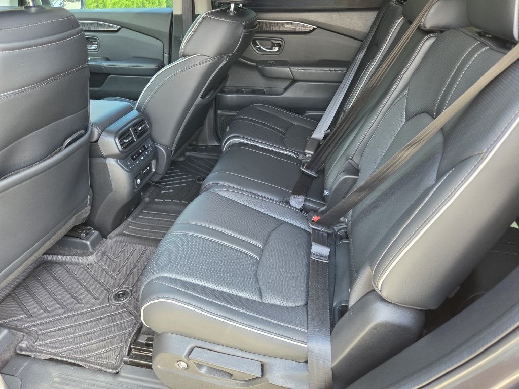 Certified 2024 Honda Pilot Elite image 18