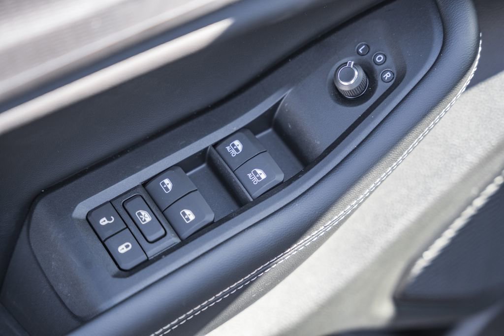 New 2025 Jeep Grand Cherokee Laredo X w/ Luxury Tech Group I image 36