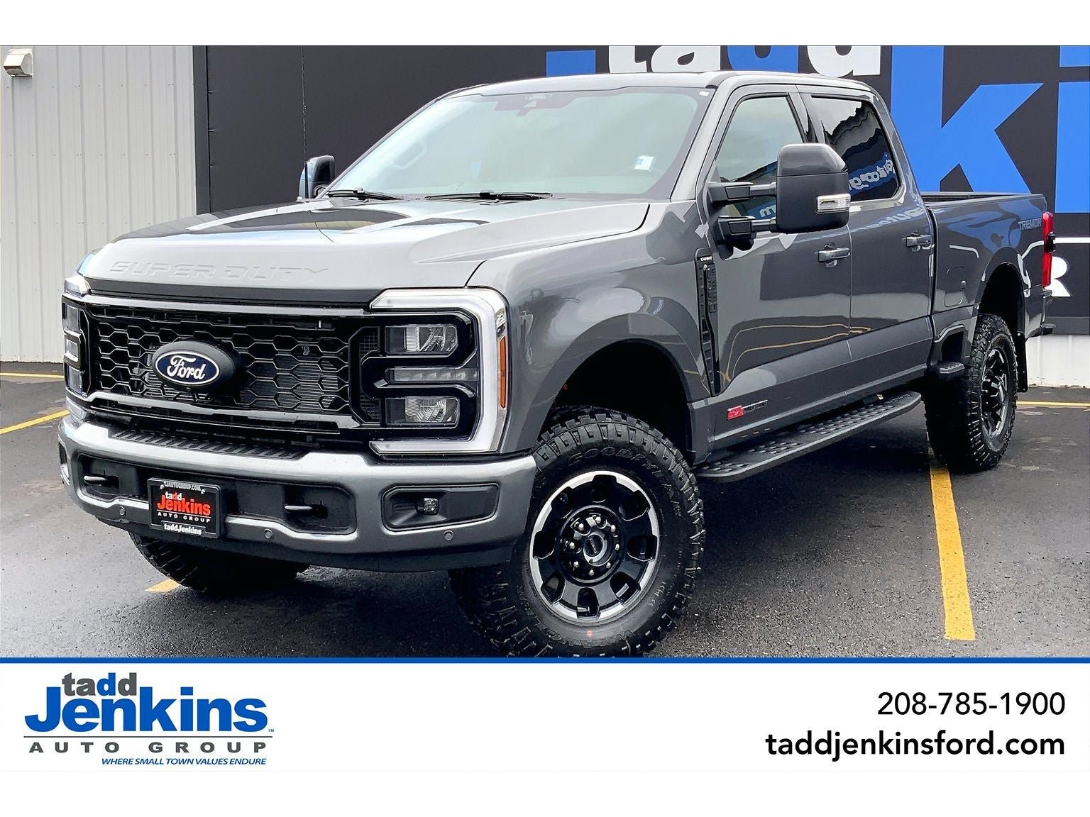 New 2027 Ford F350 Lariat w/ Tremor Off-Road Package