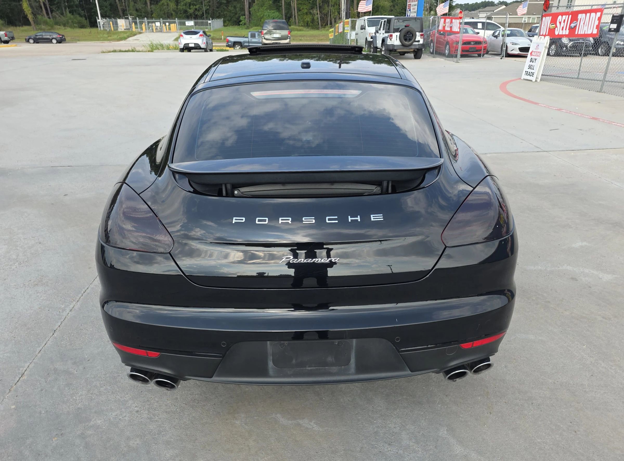Used 2015 Porsche Panamera 4 image 14