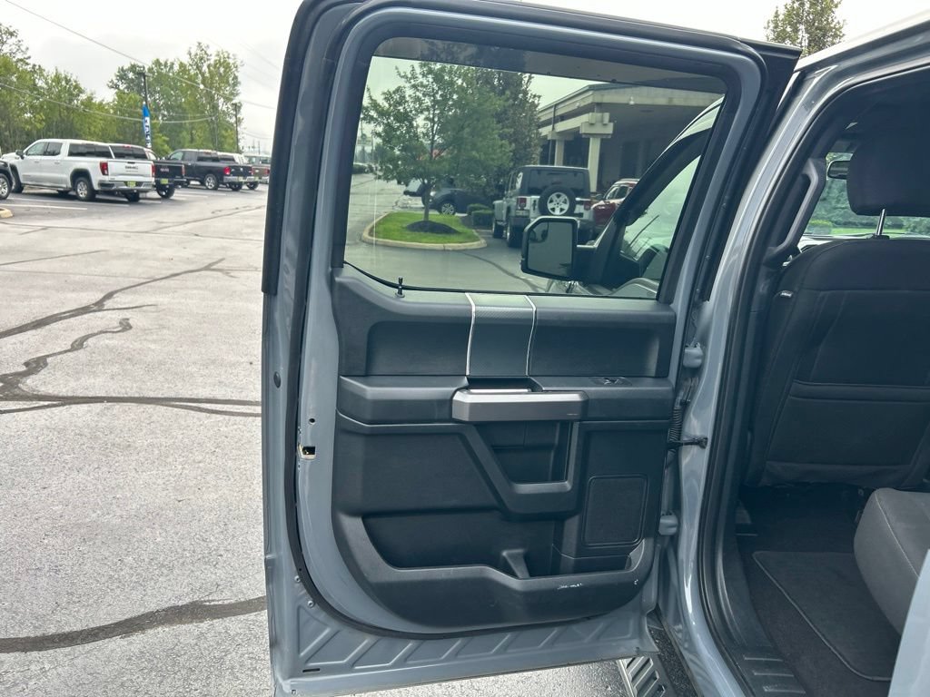 Used 2020 Ford F150 XLT w/ Equipment Group 302A Luxury AWD/4WD image 29