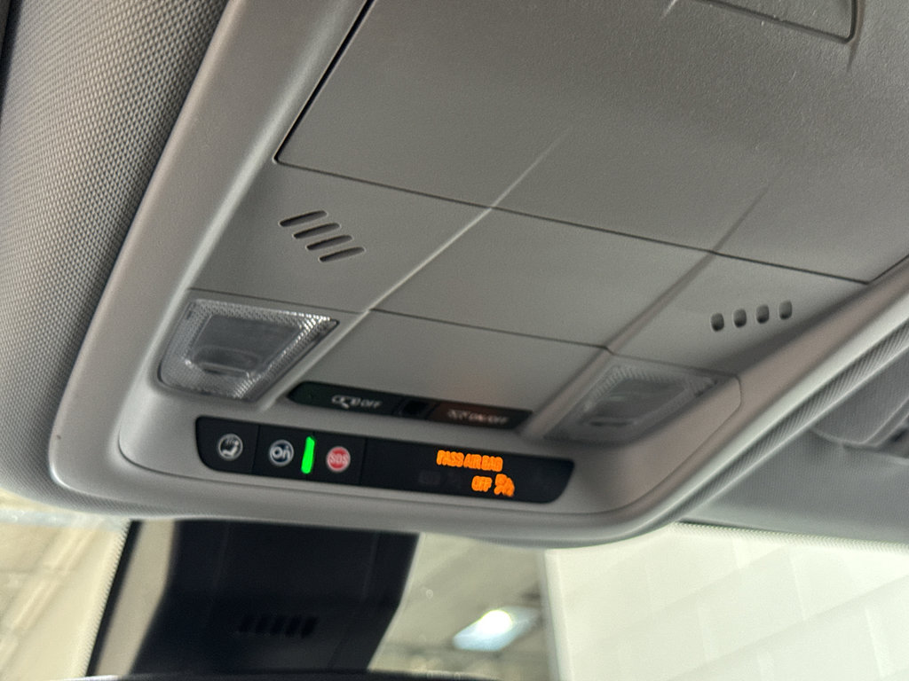 Used 2020 GMC Terrain SLE image 37