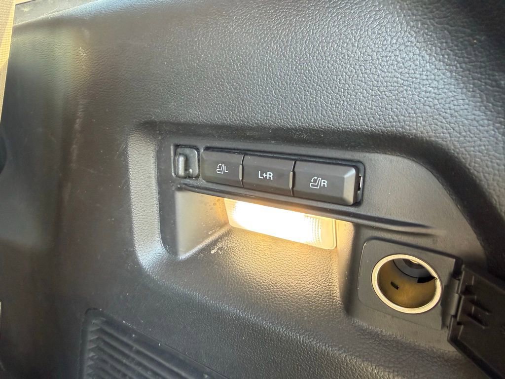 Used 2022 Ford Explorer Limited w/ Limited Technology Package image 29