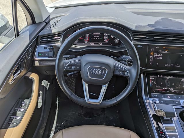 Used 2025 Audi Q7 2.0T Premium w/ Convenience Package AWD/4WD image 17