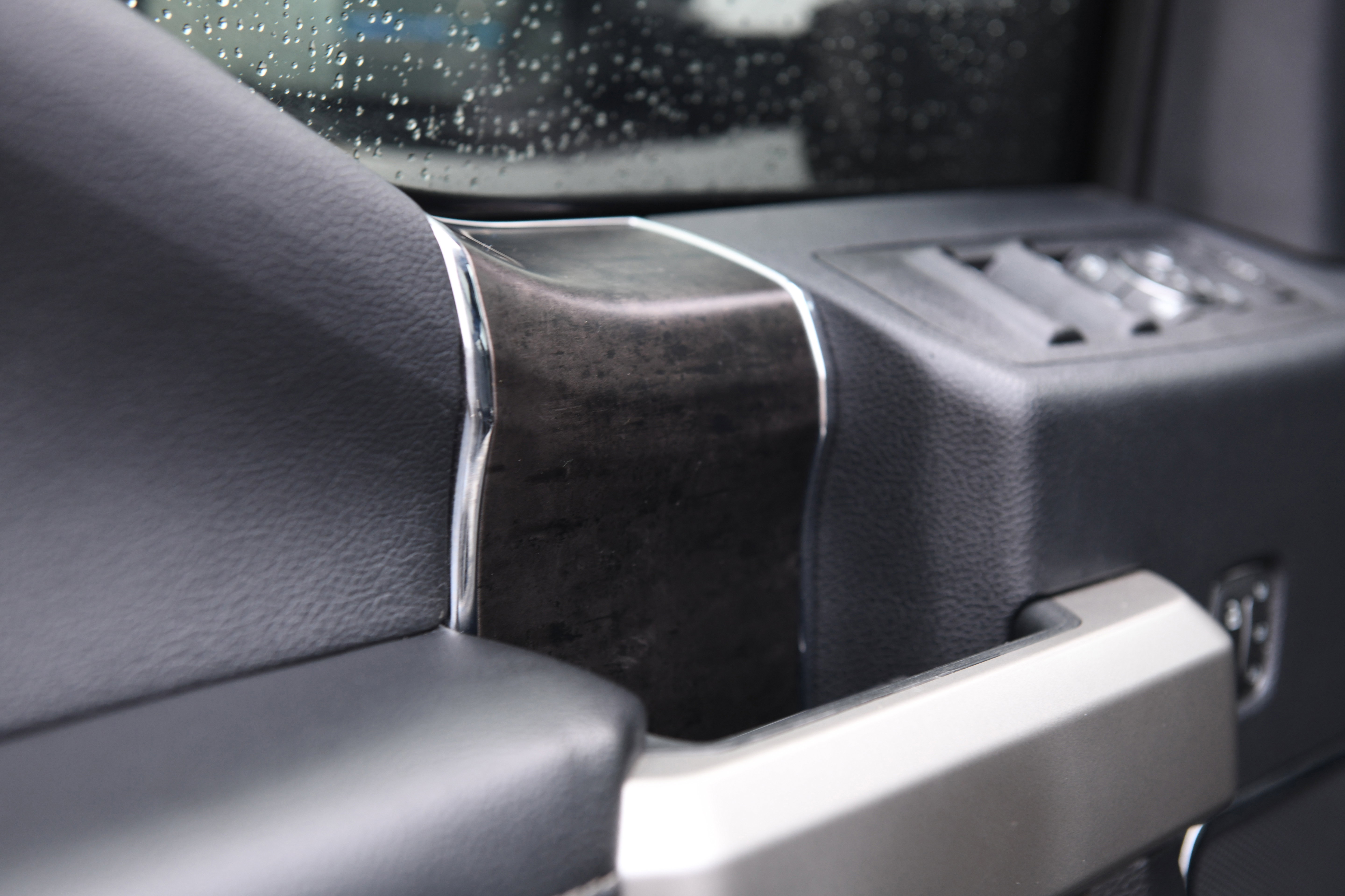 Used 2022 Ford F250 Lariat w/ Black Appearance Package image 26