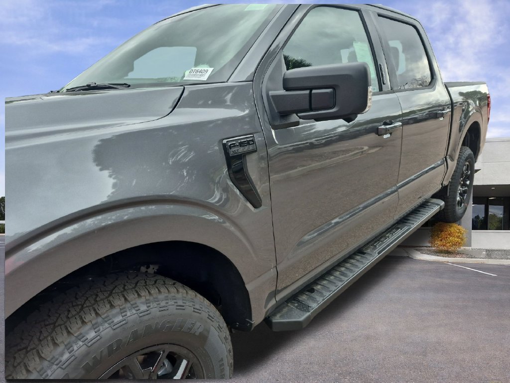 New 2026 Ford F150 XLT w/ Equipment Group 302A MID AWD/4WD image 10