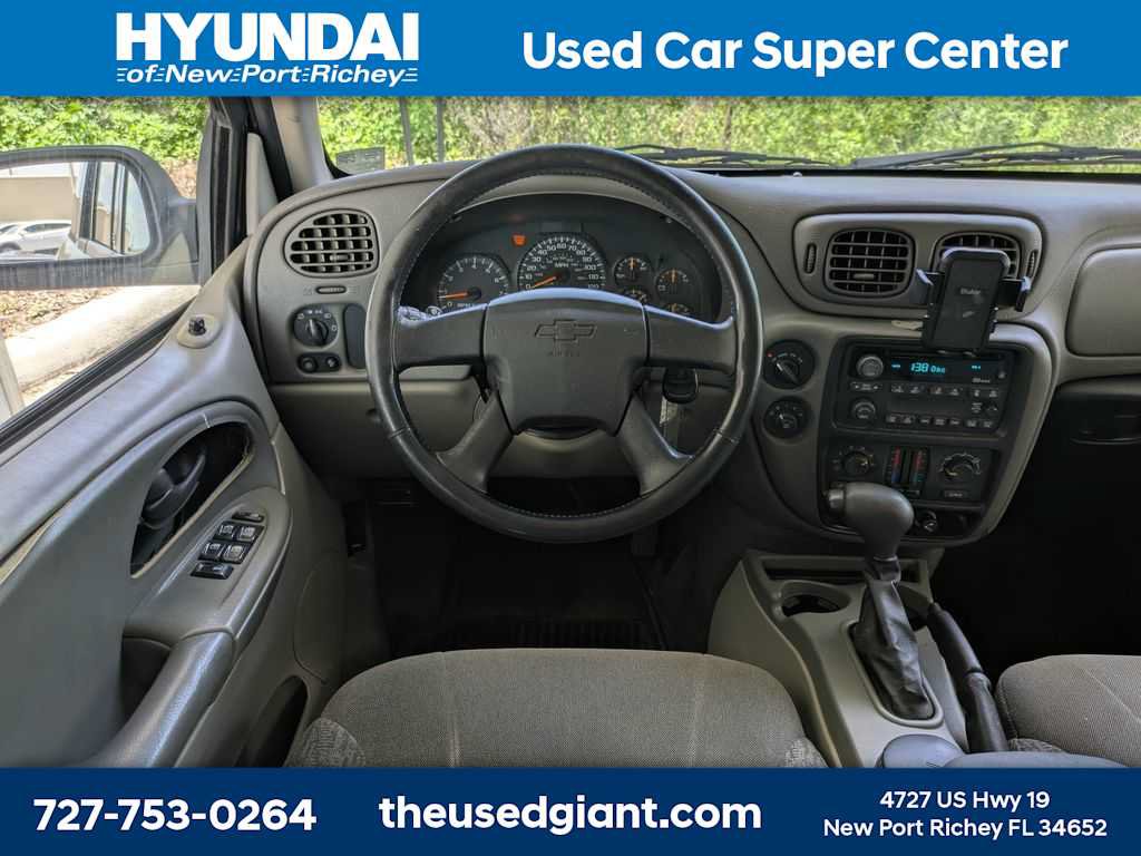 Used 2003 Chevrolet TrailBlazer LS w/ Preferred Equipment Group AWD/4WD image 18