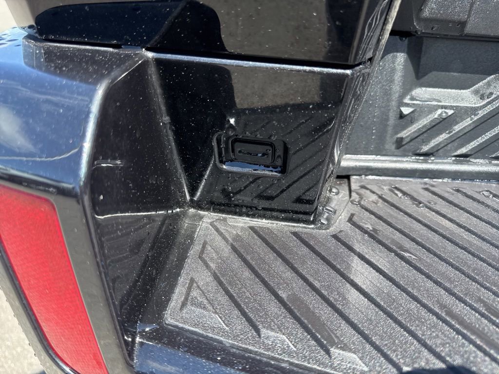 Used 2025 GMC Hummer EV 3X AWD/4WD image 31
