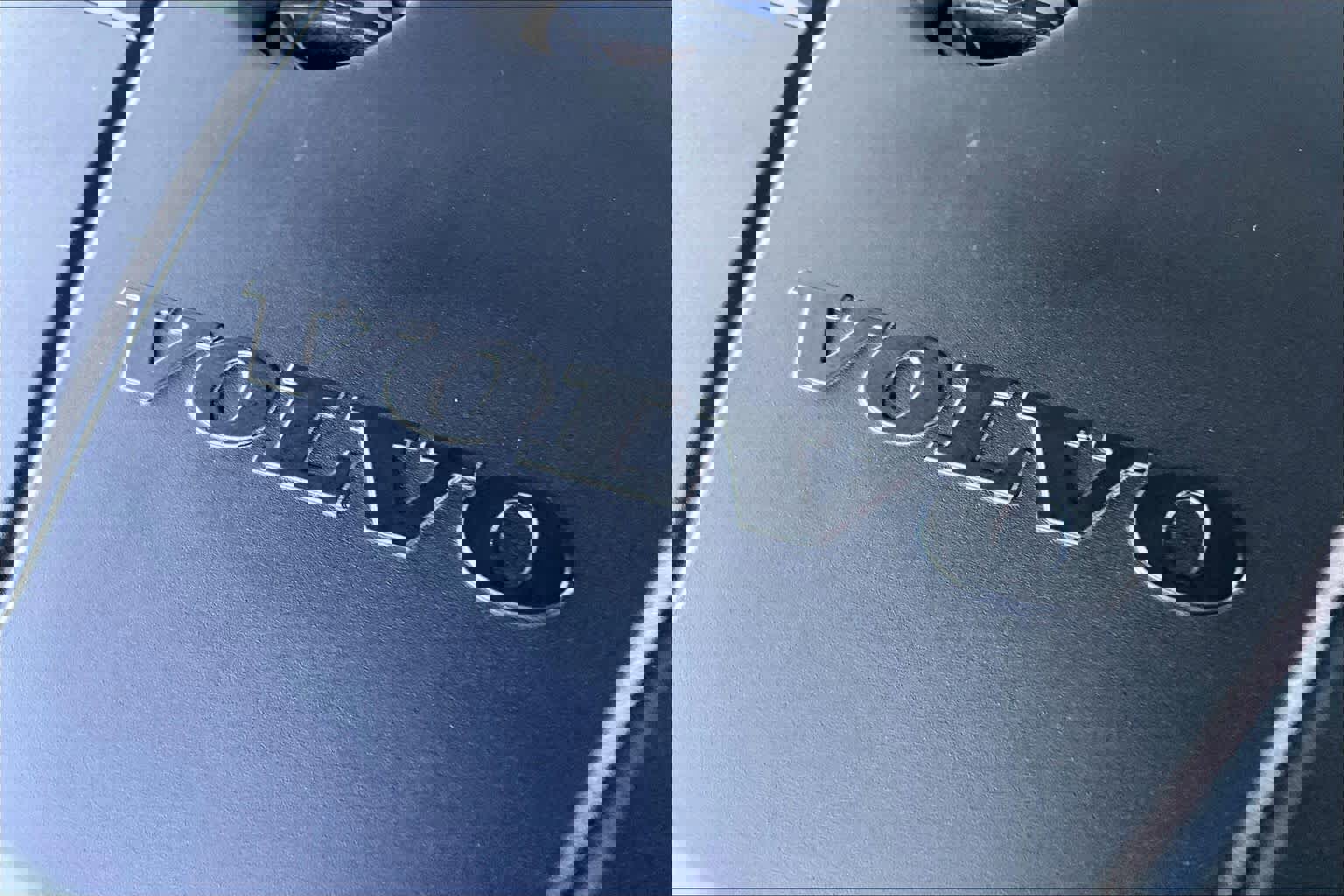 Used 2020 Volvo S60 T5 Momentum image 31