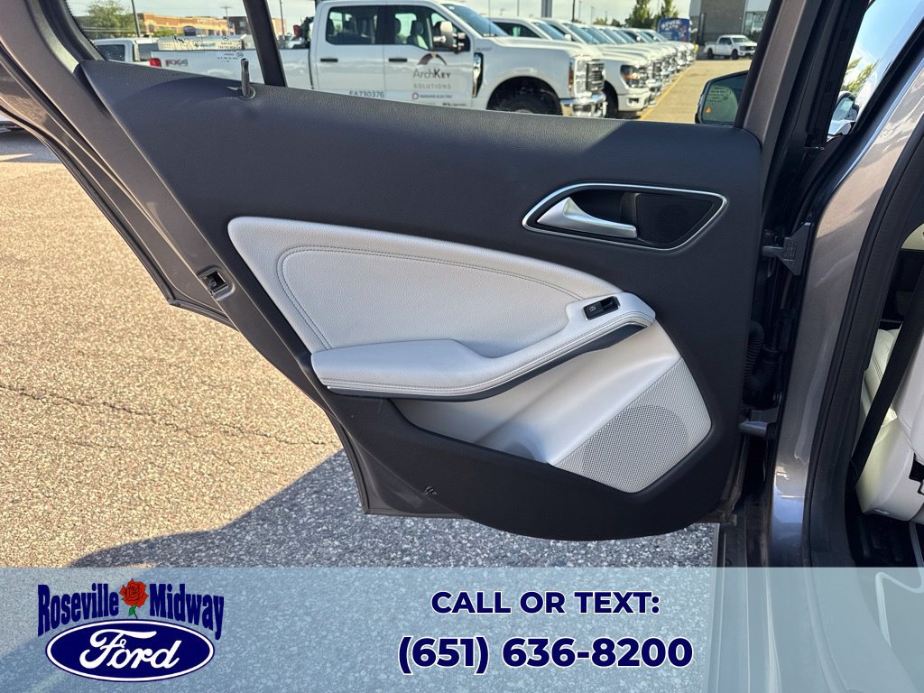 Used 2017 Mercedes-Benz GLA 250 image 25