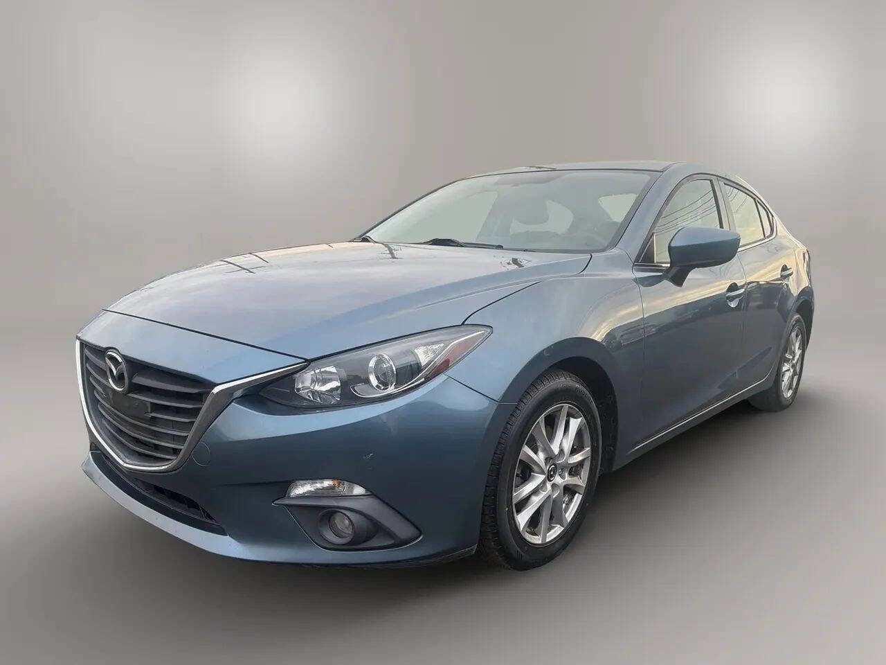 Used 2015 MAZDA MAZDA3 i Grand Touring image 3