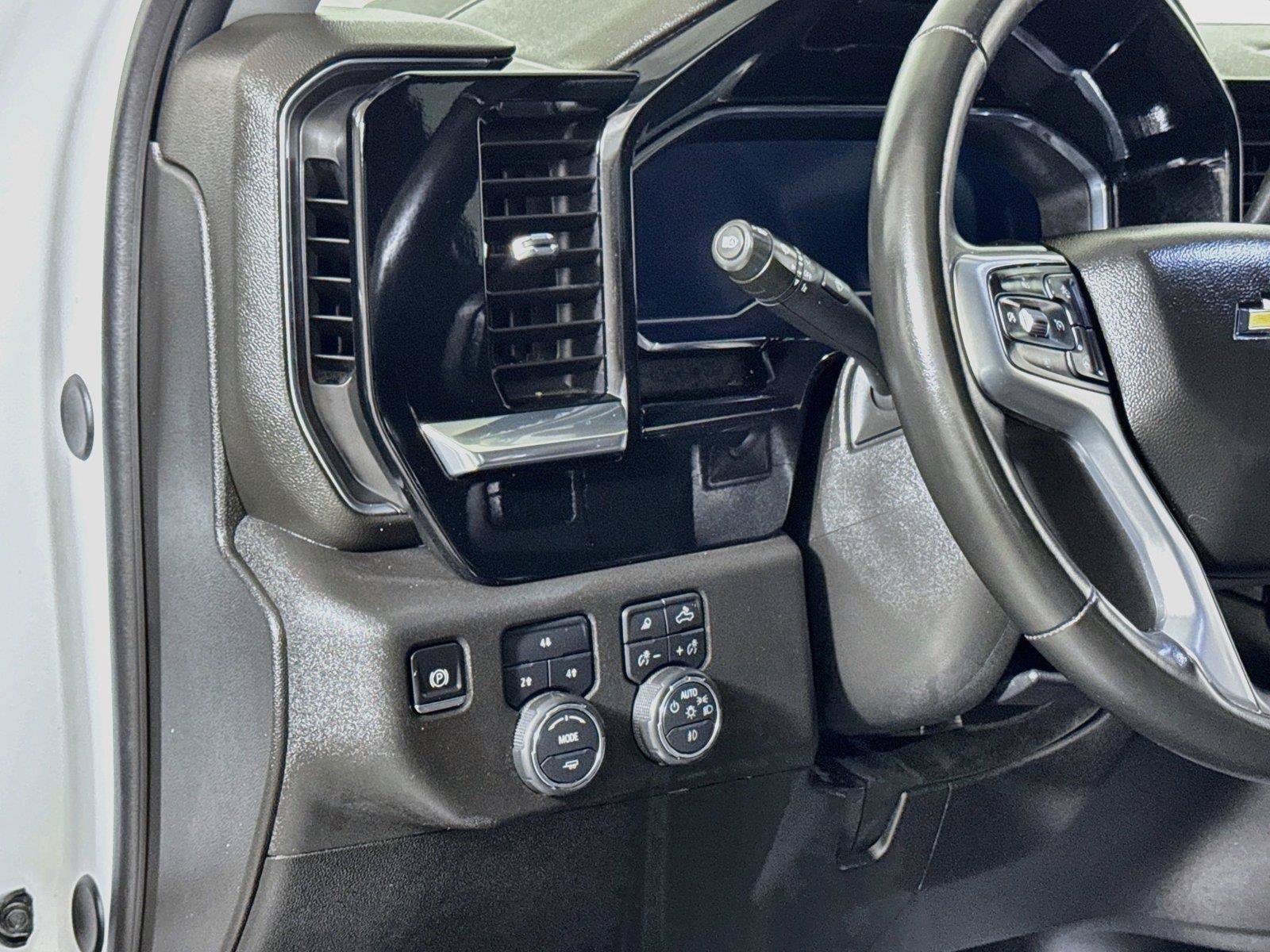 Certified 2025 Chevrolet Silverado 2500 LT w/ Safety Package AWD/4WD image 8