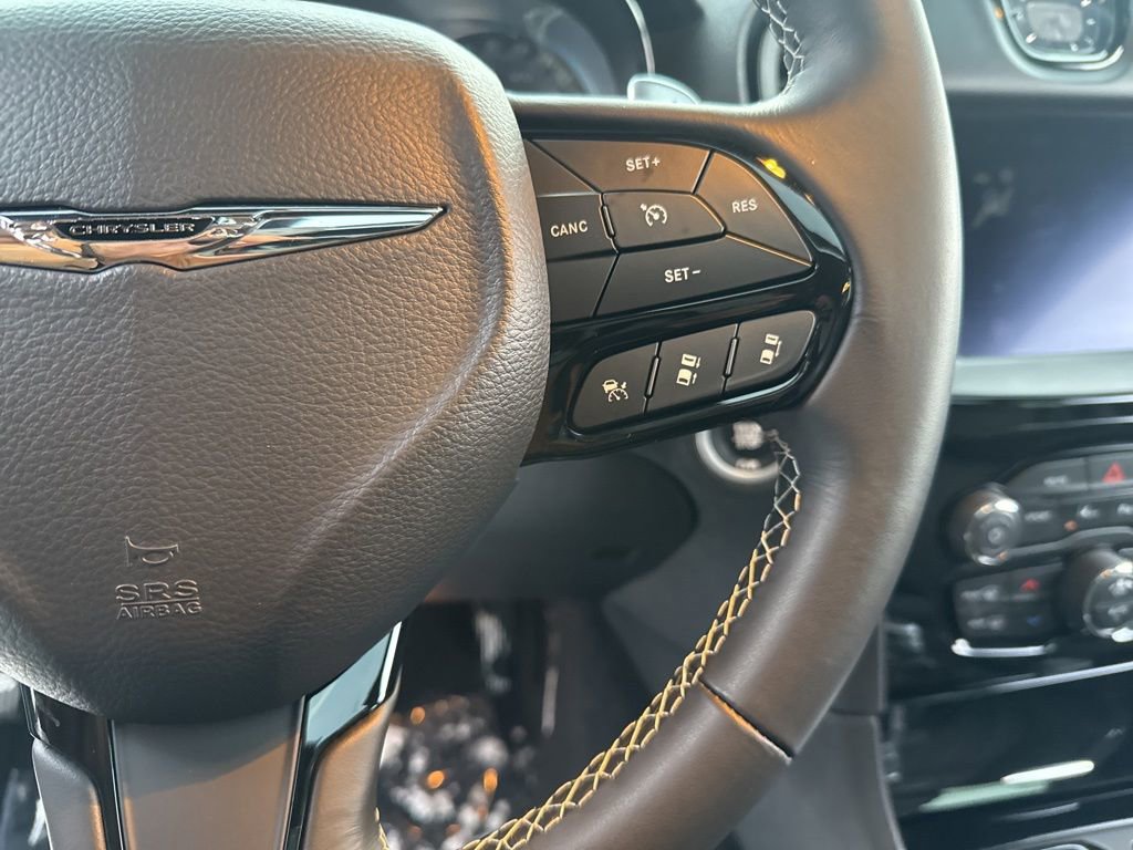 Used 2022 Chrysler 300 S w/ Safetytec Plus Group image 23