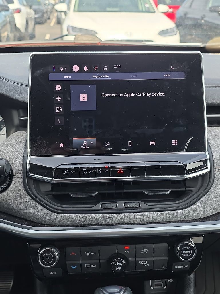 Used 2022 Jeep Compass Latitude image 15