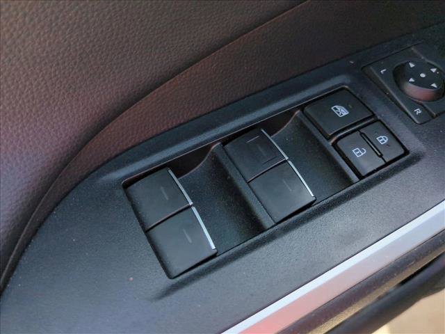Used 2023 Toyota RAV4 XSE AWD/4WD image 12