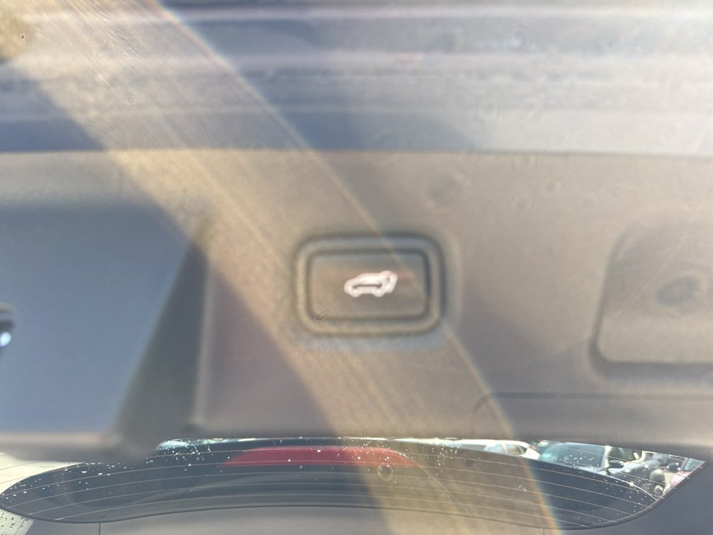 Used 2020 Hyundai Santa Fe SEL AWD/4WD image 25