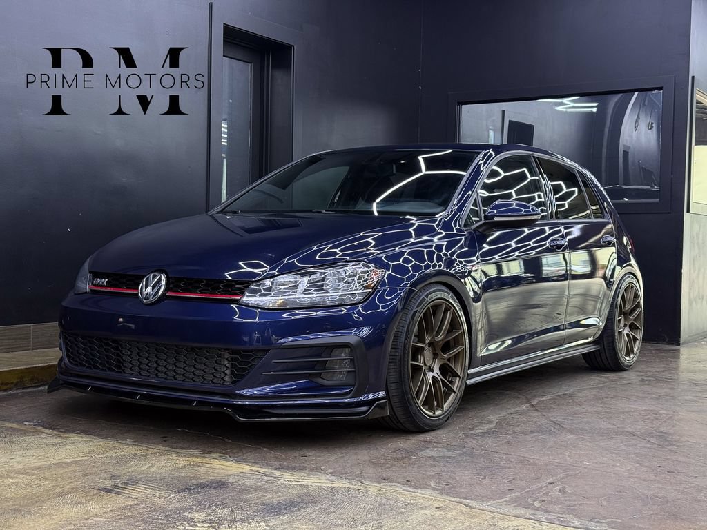 Used 2018 Volkswagen Golf 4-Door FWD image 1
