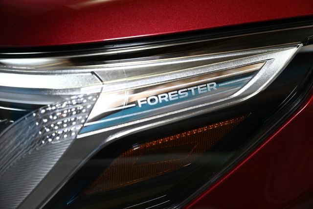 Certified 2023 Subaru Forester Limited image 17
