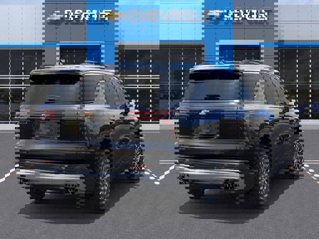 New 2026 Chevrolet Traverse LT w/ Driver Confidence Package image 5