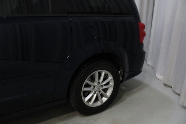 Used 2014 Dodge Grand Caravan SXT FWD image 26