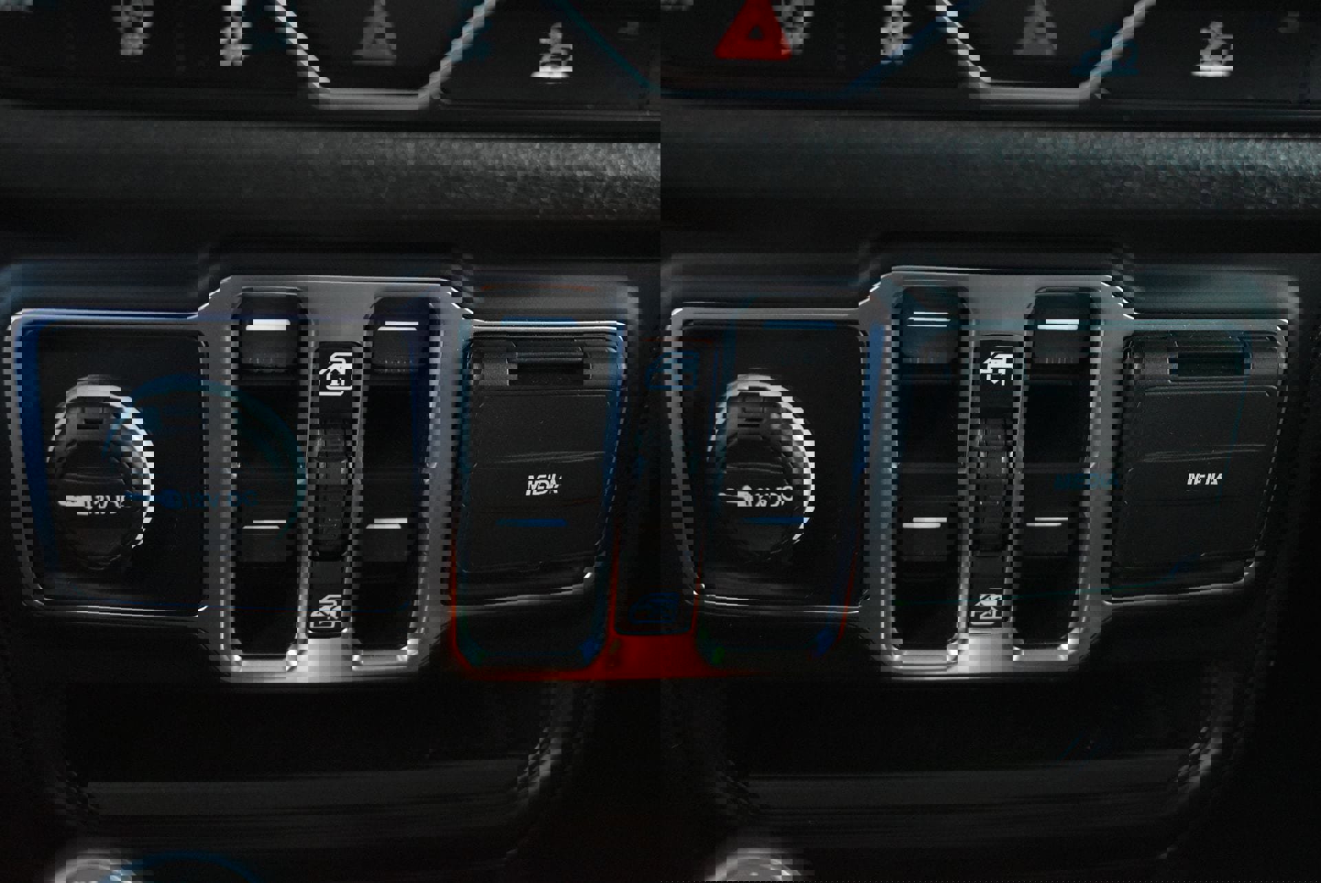 Used 2024 Jeep Wrangler Sport S image 28