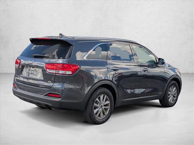 Used 2018 Kia Sorento LX image 5