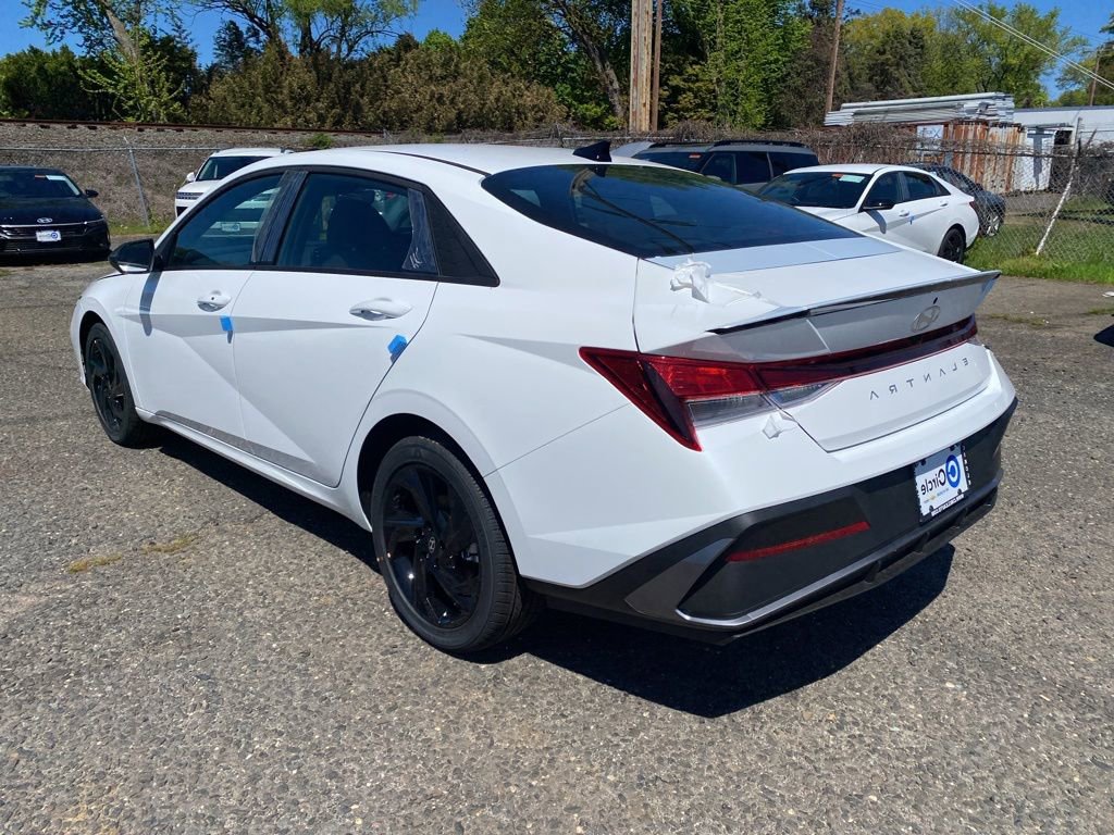 New 2026 Hyundai Elantra Sport FWD image 7