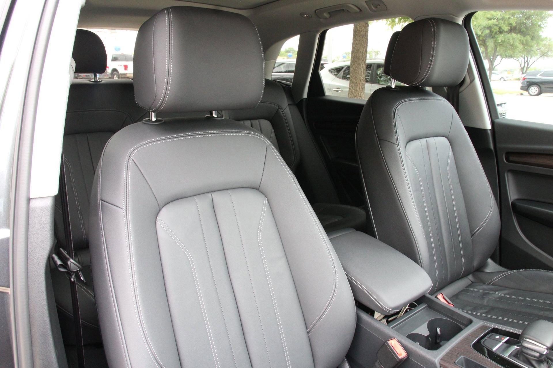 Used 2023 Audi Q5 2.0T Premium w/ Convenience Package image 30