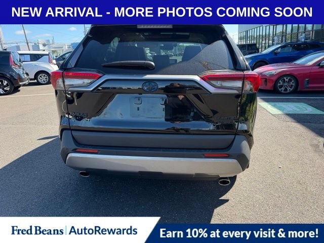 Used 2024 Toyota RAV4 Limited w/ Advanced Technology Package AWD/4WD image 6