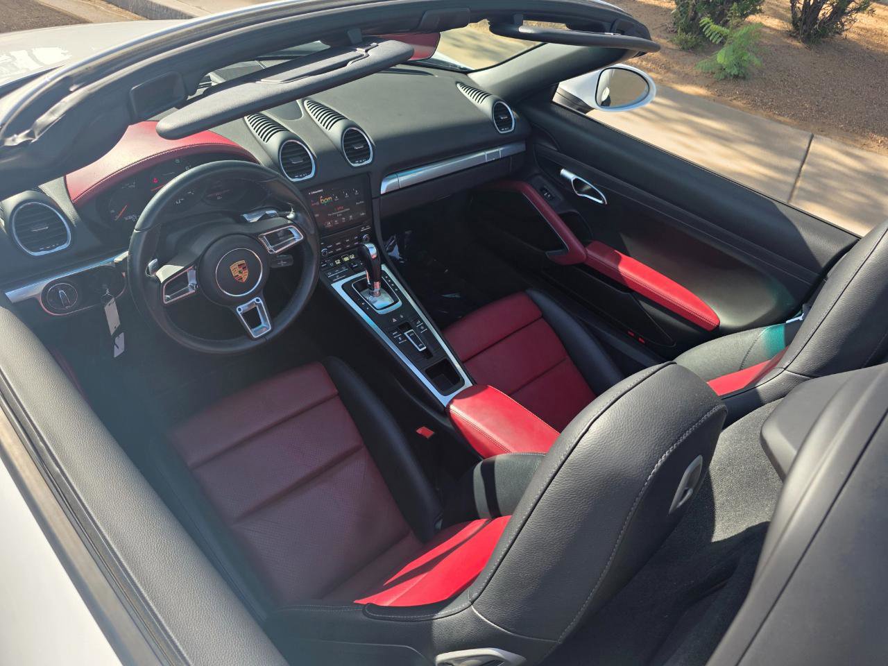 Used 2017 Porsche 718 Boxster RWD image 24