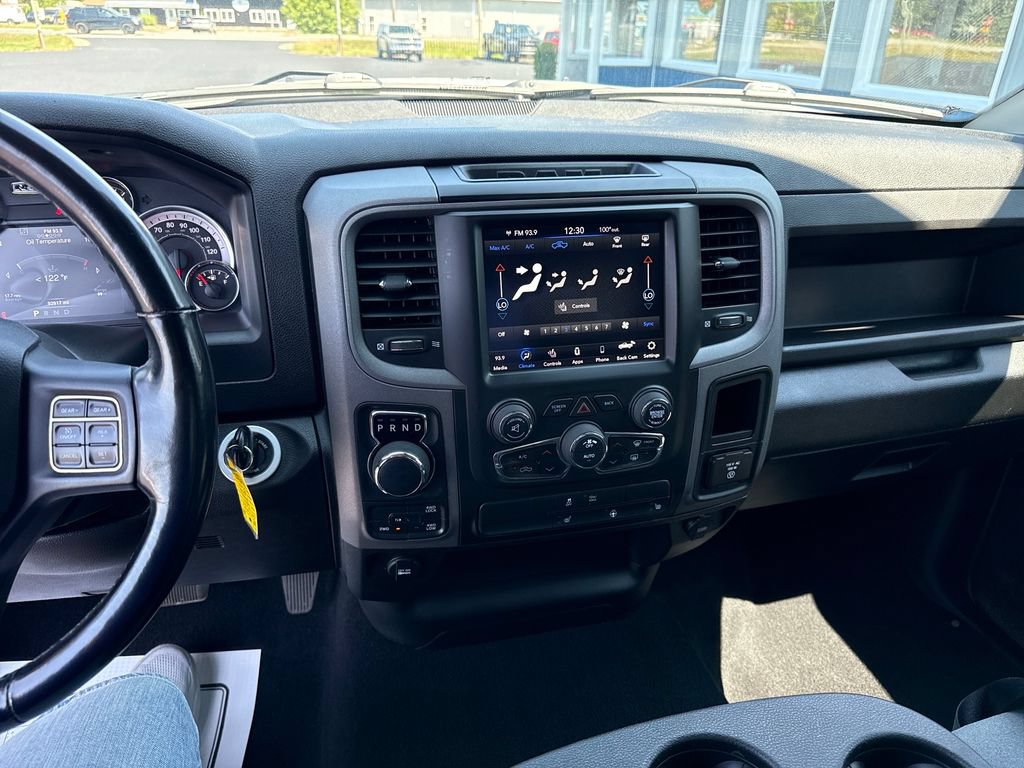 Used 2021 RAM 1500 Express w/ Wheel & Sound Group AWD/4WD image 18