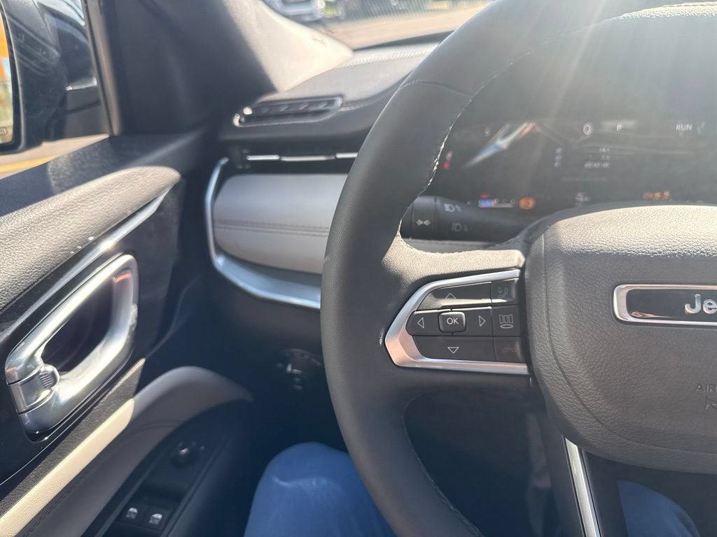 New 2026 Jeep Compass Limited AWD/4WD image 23