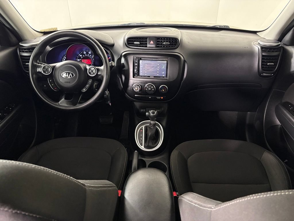 Used 2016 Kia Soul FWD image 29