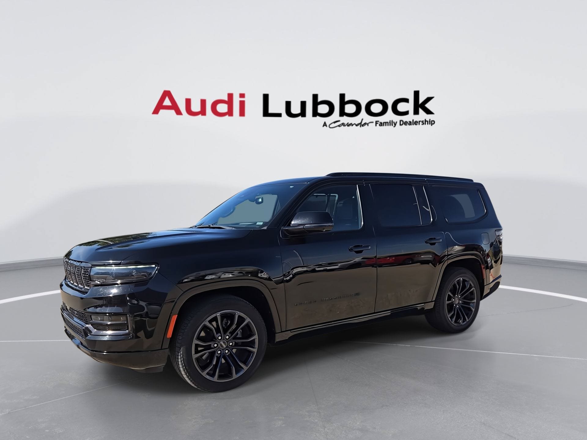 Used 2024 Jeep Grand Wagoneer Series II Obsidian w/ Quick Order Packagew 28T AWD/4WD image 5
