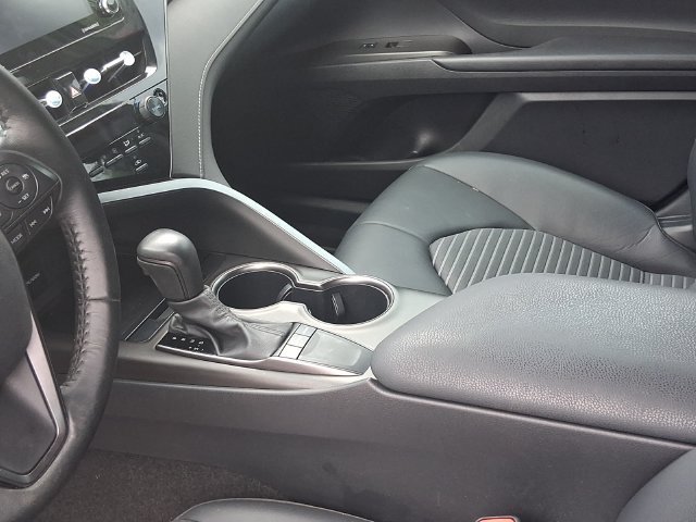 Used 2023 Toyota Camry SE FWD image 15