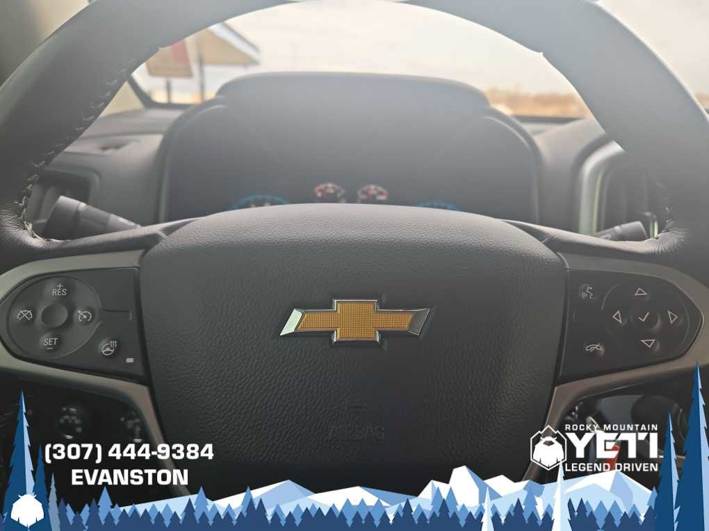 Used 2022 Chevrolet Colorado ZR2 w/ ZR2 Dusk Special Edition image 20