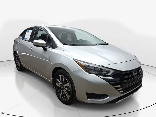 Used 2025 Nissan Versa SV w/ Trunk Package FWD video 3