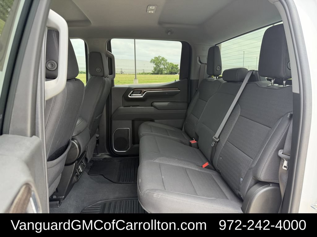 Used 2025 Chevrolet Silverado 1500 LT AWD/4WD image 29