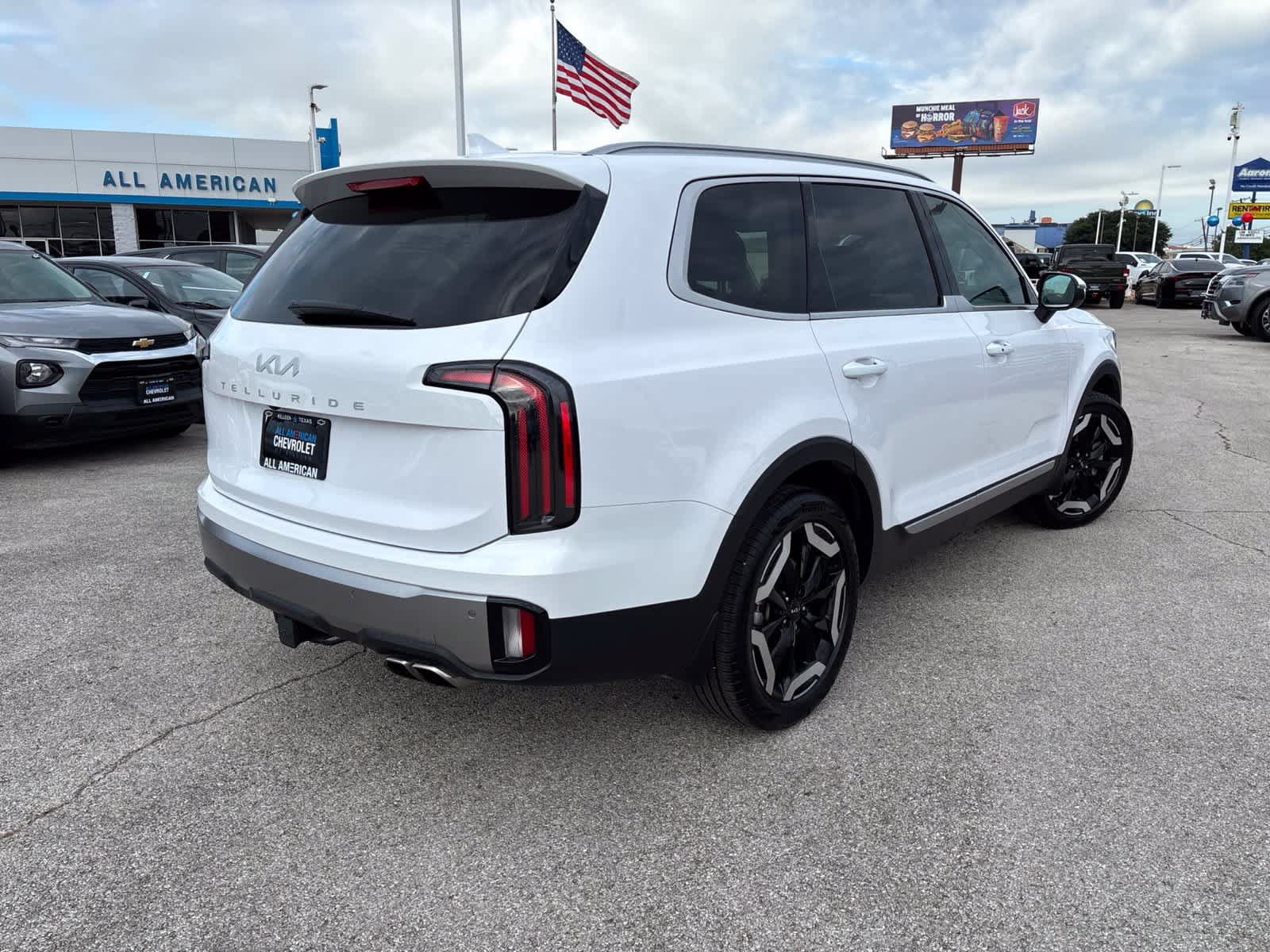 Used 2025 Kia Telluride EX FWD image 5