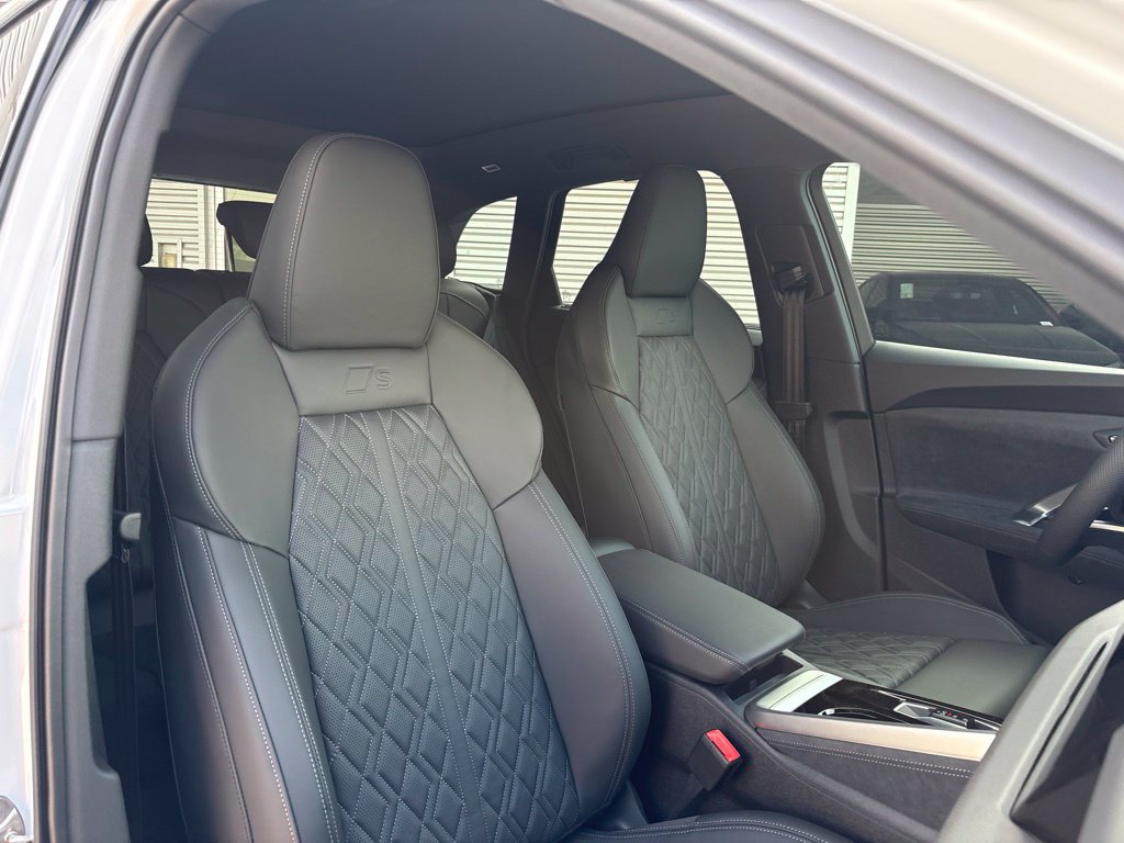 New 2026 Audi SQ5 Premium Plus AWD/4WD image 16