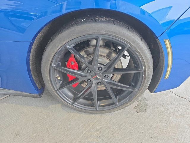 Used 2016 Chevrolet Corvette Stingray Coupe w/ 2LT Preferred Equipment Group RWD image 12