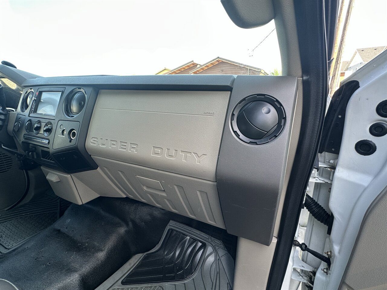 Used 2009 Ford F250 XL AWD/4WD image 23