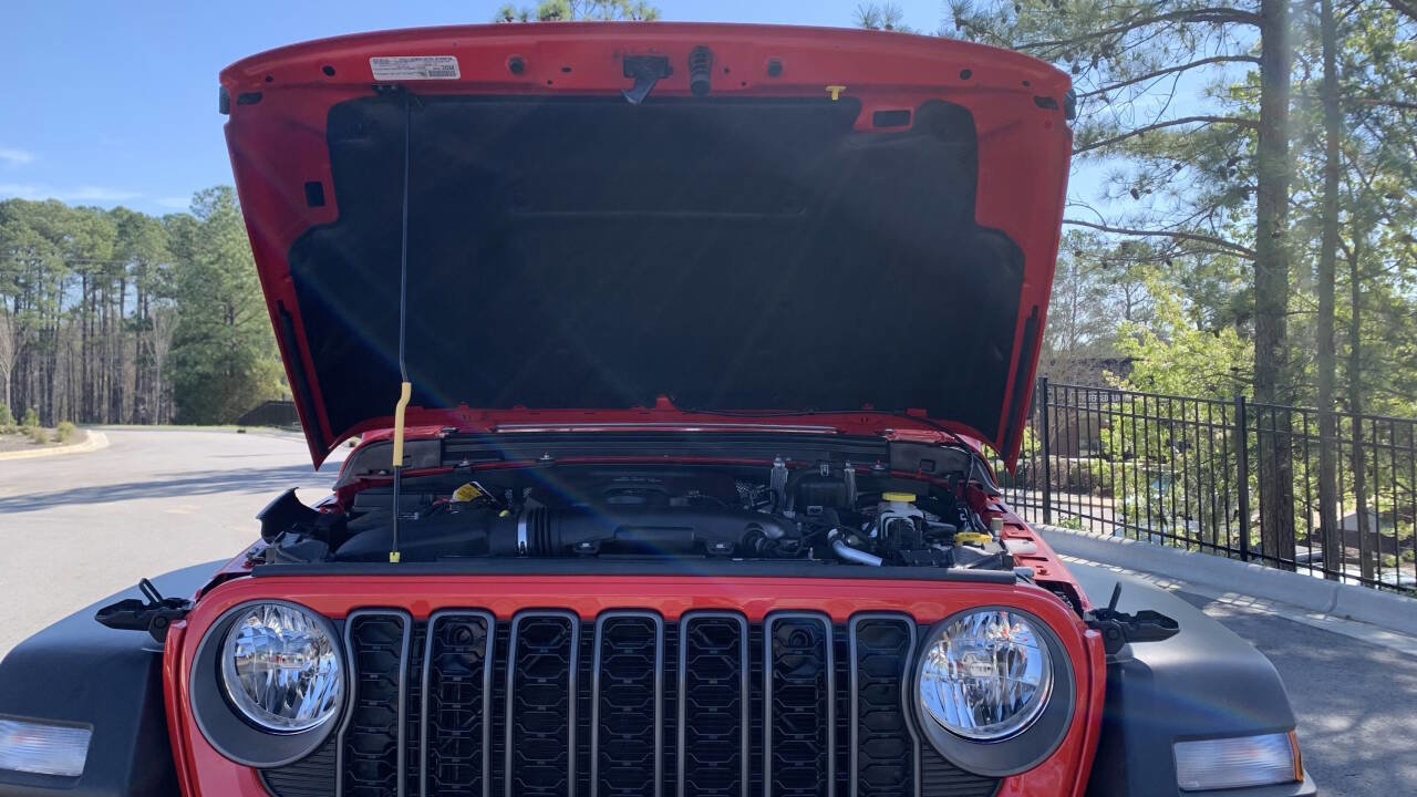 Used 2024 Jeep Wrangler Sport image 61