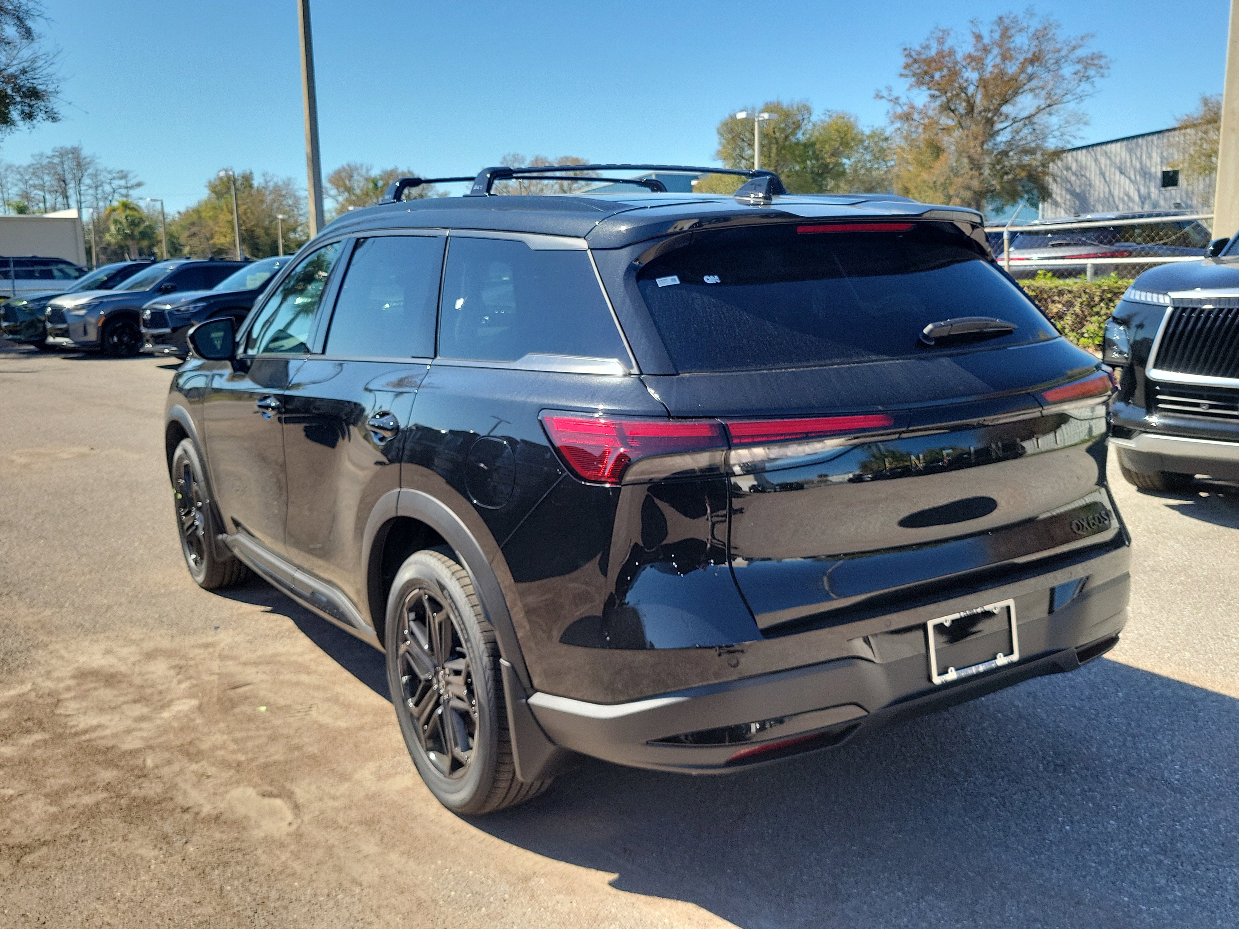 New 2026 INFINITI QX60 Sport w/ Dark Cargo Package image 4