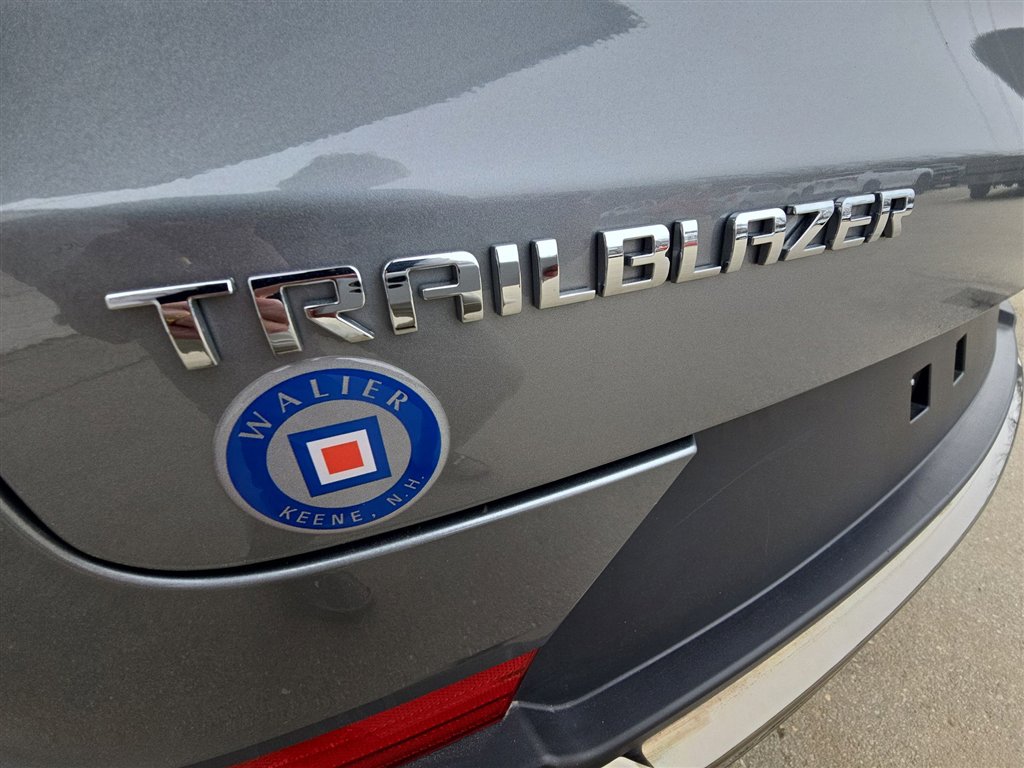 Used 2023 Chevrolet TrailBlazer ACTIV w/ Sun and Liftgate Package image 31