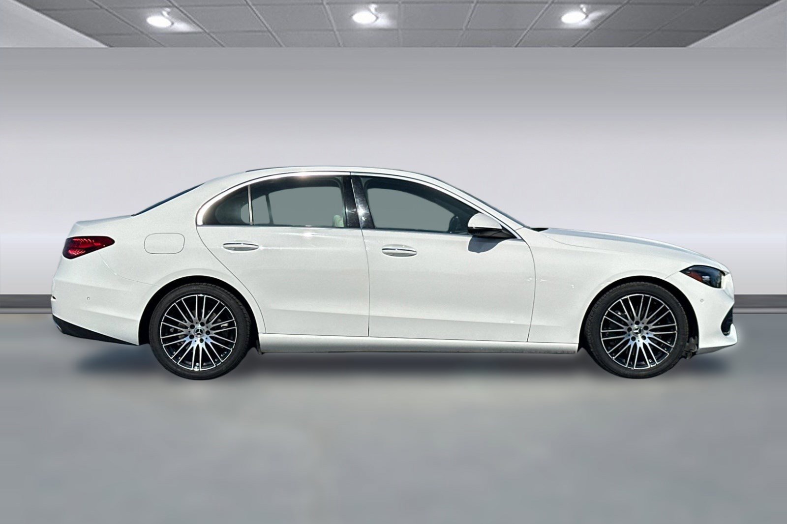 Used 2023 Mercedes-Benz C 300 Sedan image 7