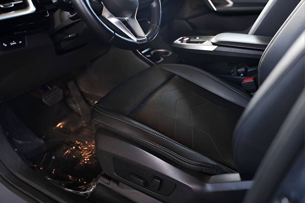 Used 2023 BMW X1 xDrive28i w/ Convenience Package image 32