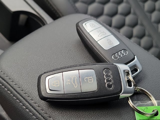Used 2022 Audi RS 3 AWD/4WD image 32