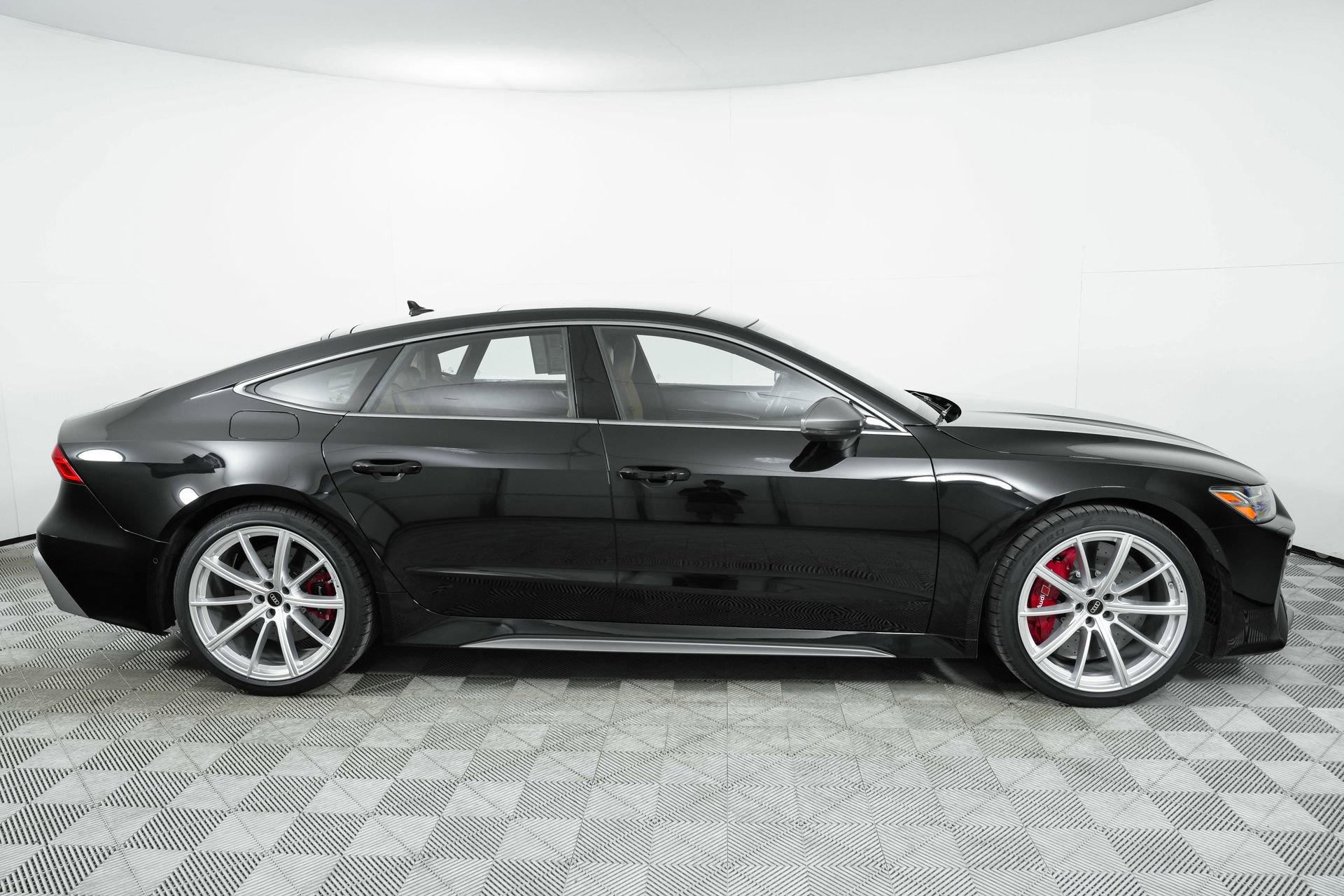 Certified 2025 Audi RS 7 performance Sportback image 61