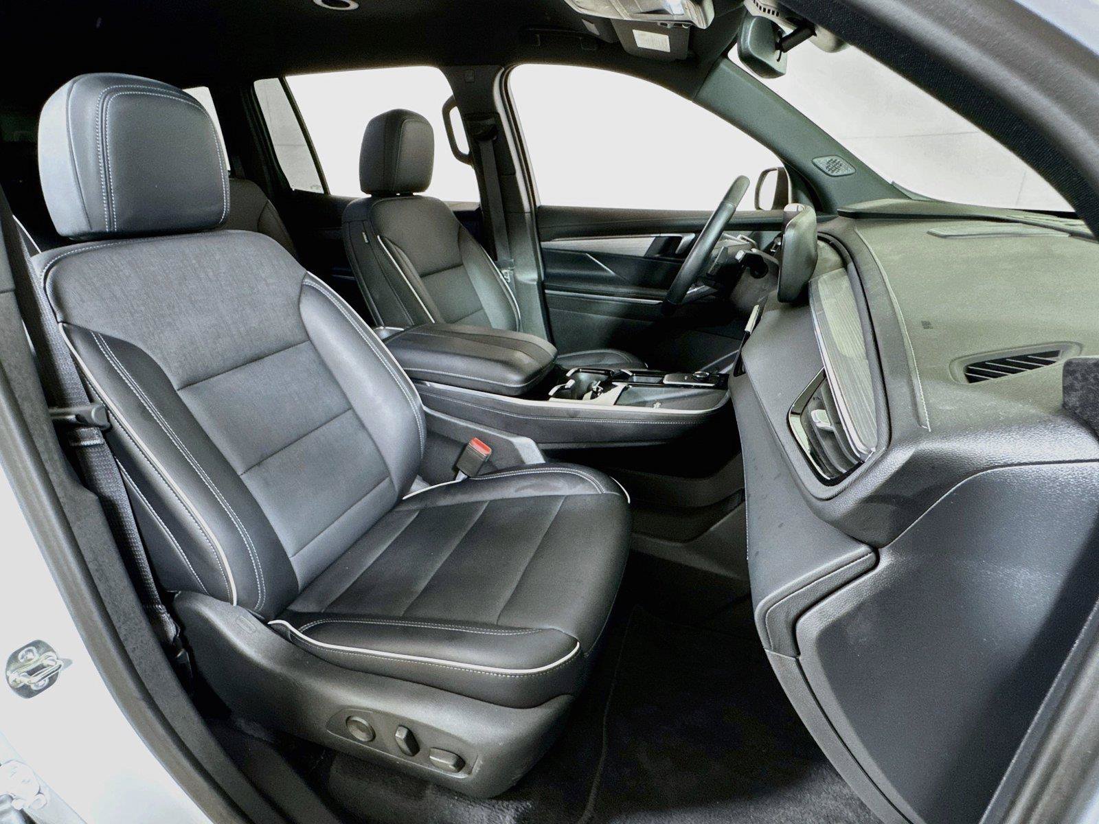 Certified 2026 Buick Enclave Preferred FWD image 28